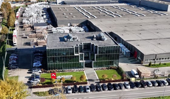 Gaussian Splatting - Fabryka biurowiec